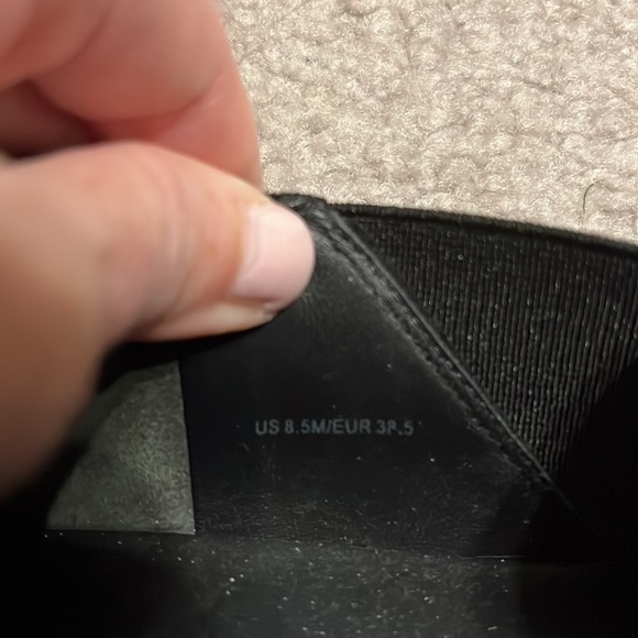 Vince Warren black suede platform sneakers. Slip on. Size 8 1/2 - Picture 5 of 6